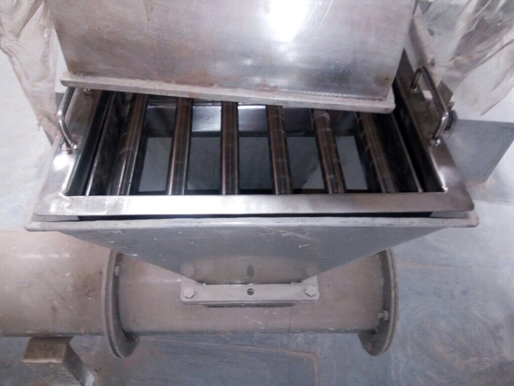 Installed-Magnetic-Grill